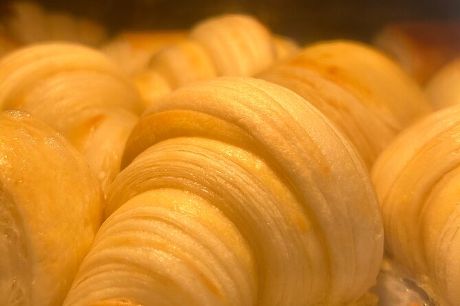 Croissants and pains au chocolat with a pastry chef in Paris - Timing, transport, and booking advice