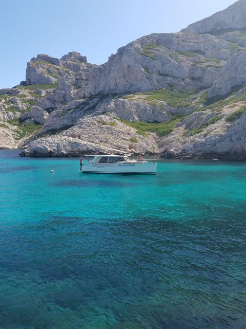 Cruise, Coffee and Swimming in the Calanques of Frioul - Key points at a glance