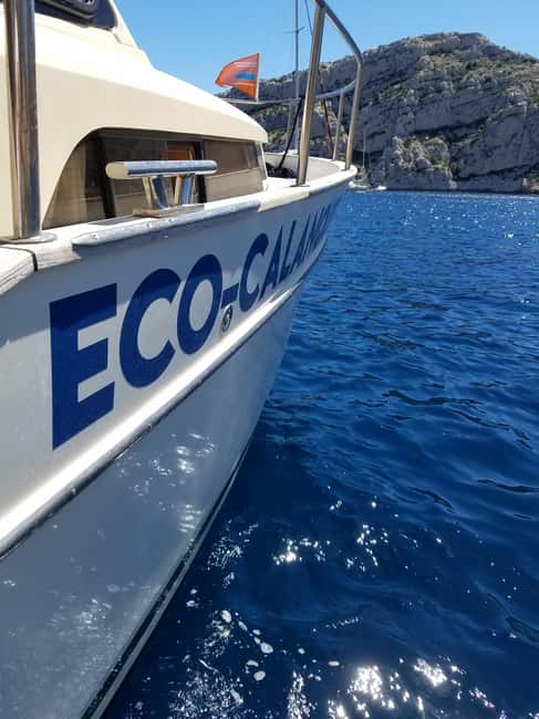 Cruise, Coffee and Swimming in the Calanques of Frioul - Guides who make the difference