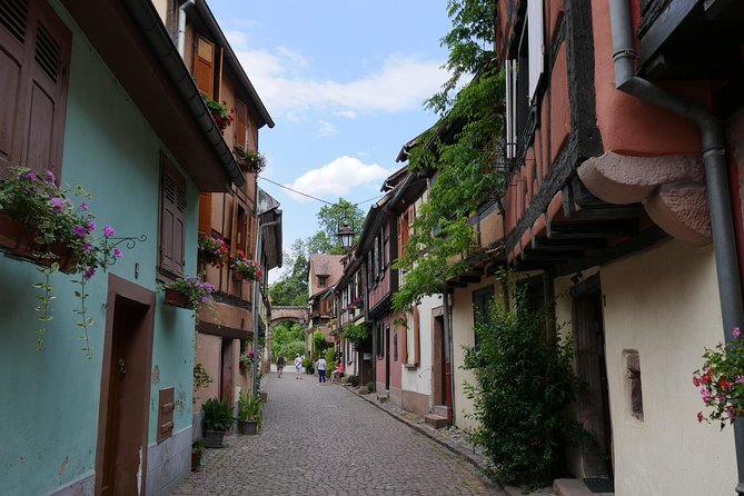 Day trip: Colmar, Haut-Koenigsbourg, Riquewihr and Kaysersberg - Audio commentary is useful, but it is not a live guide