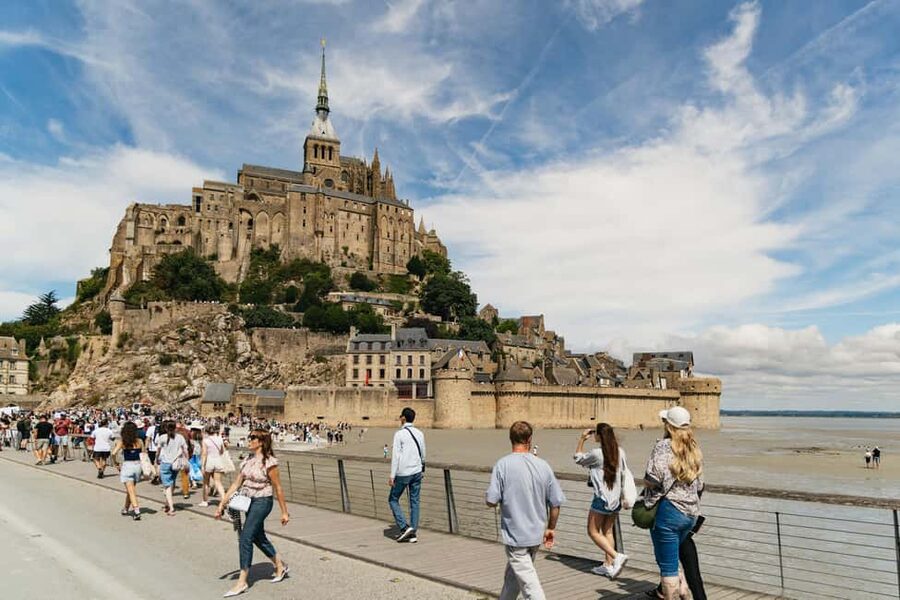 Day Trip to Mont-Saint-Michel from Paris - Which booking option fits you best?