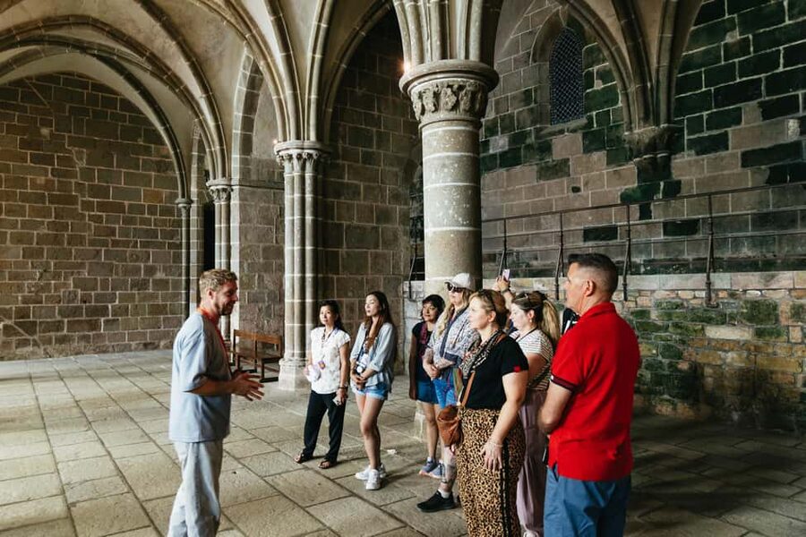 Day Trip to Mont-Saint-Michel from Paris - Meeting the coach near the Eiffel Tower
