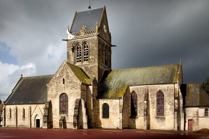 DDay American Beaches and US Airborne Full Day Tour from Bayeux - Sainte-Mère-Église: the airborne story in a small town