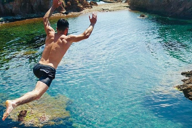 Departure from Fréjus: Estérel, Calanques and red rocks - Why the Estérel coast is best seen from the water