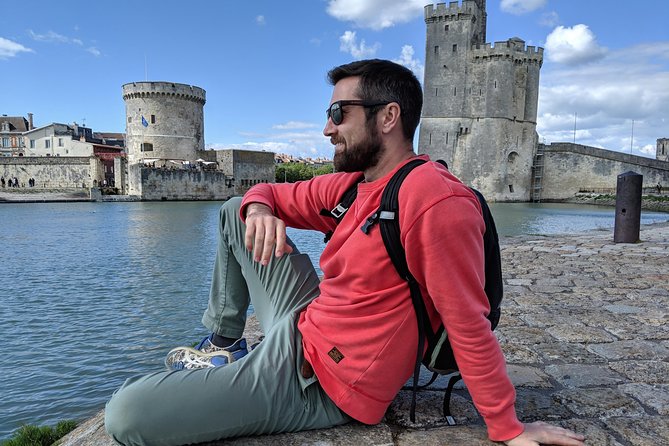 Discover La Rochelle: Discovery Walking Tour of La Rochelle - The beach, new port, and wartime La Rochelle