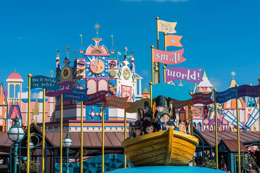 Disneyland® Paris Tickets and Shuttle Transport - The return bus is the key decision