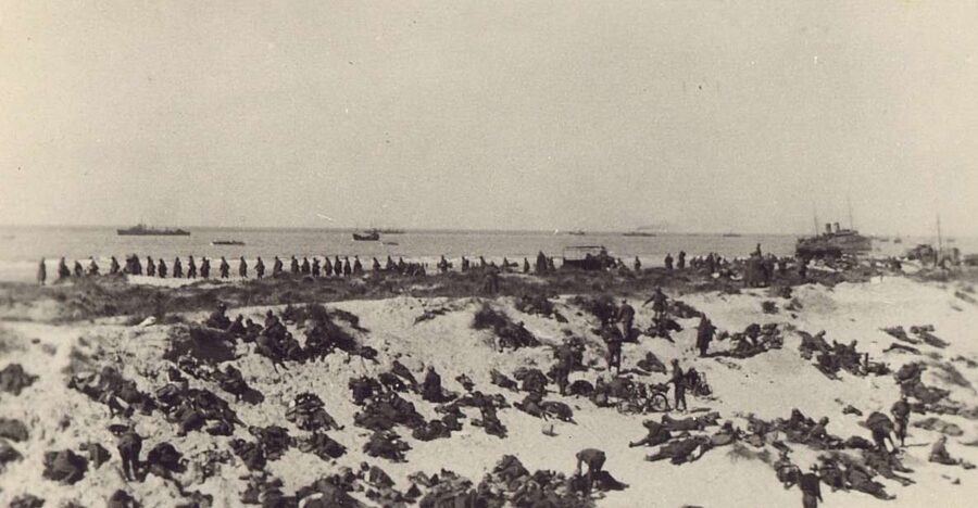Dunkirk: Operation Dynamo and Battlefield of Dunkirk Tour - The evacuation beaches: peaceful sand, desperate waiting