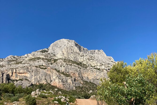 E-Bike tour of Sainte Victoire Mountain, Aix-en-Provence - Cezanne, Zola, and the views that made artists look twice