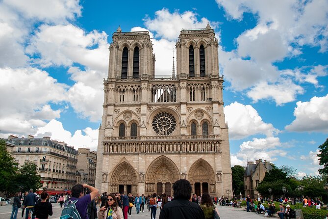 Early Access Paris Notre Dame Cathedral Walking Tour - Île de la Cité, Paris’s historic core