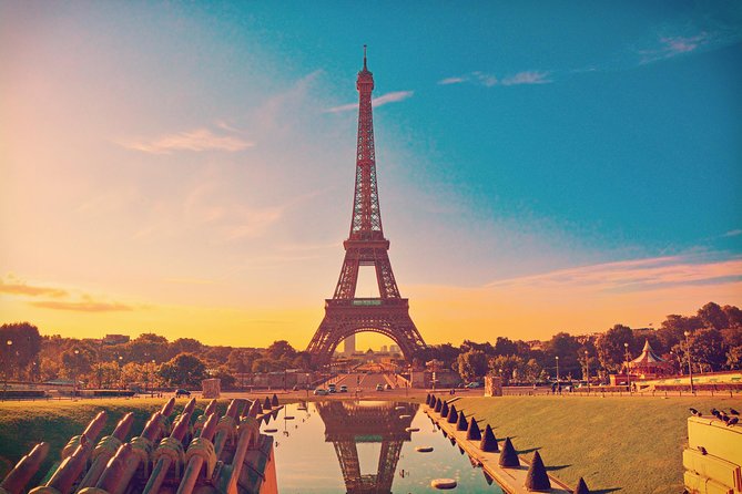 Eiffel Tower Dedicated Reserved Access Top or 2nd floor by lift - Continuing to the summit