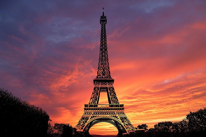 Eiffel Tower Guided Tour by Stairs with Optional Summit by Lift - The first floor has the best hands-on details