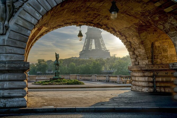 Eiffel Tower Guided Tour by Stairs with Optional Summit by Lift - The second floor brings Paris into focus