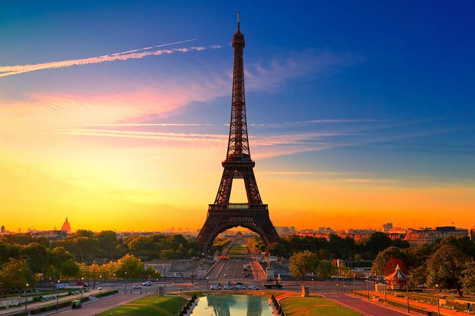 Eiffel Tower Lift Access with Optional Summit and Seine Cruise - The walk to the Eiffel Tower and the first stories
