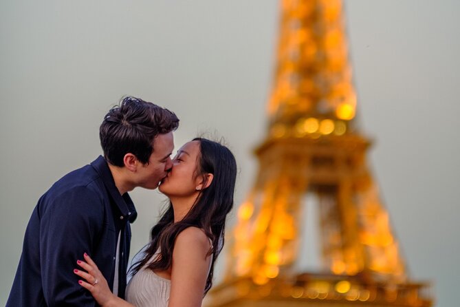 Eiffel Tower Photoshoot - Key points to know before you book