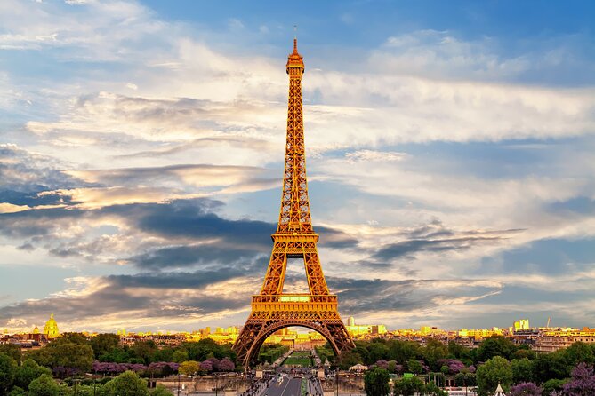 Eiffel Tower Reserved Access Summit or 2nd Floor Guided by Lift - Second floor: the best balance of view and time