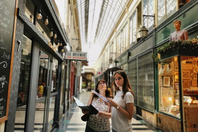 Escape Game in the Covered Passages in Paris - What the booklet adds to the experience