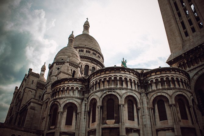Escape game inside the Sacré-Coeur - The possible gift and free group photos