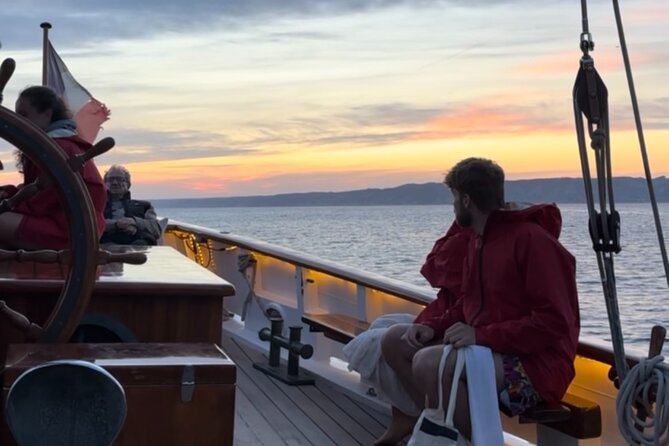 Evening cruise at sunset - Sunset, then Marseille by night