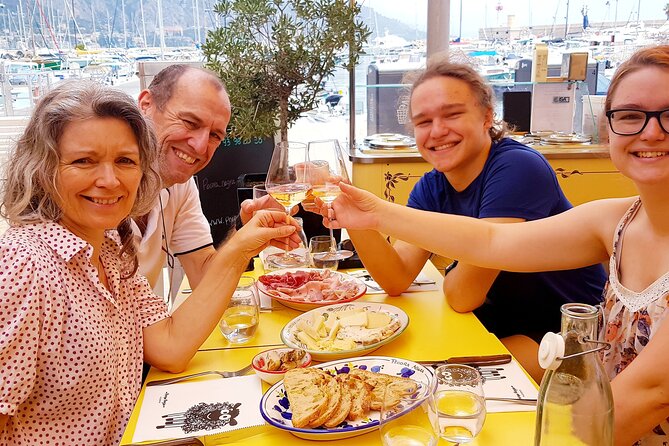 Exclusive Food Tour in Menton - 3 hours - small groups - Cheese, charcuterie, and wine by the sea