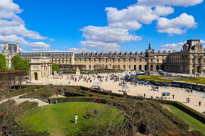 Exclusive Semi-Private Louvre Tour with Mona Lisa, Max 6 People - The Paintings You Should Not Miss