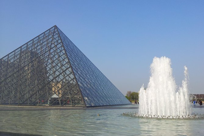 Exclusive Semi-Private Louvre Tour with Mona Lisa, Max 6 People - Headsets, Crowds, and Hearing the Commentary