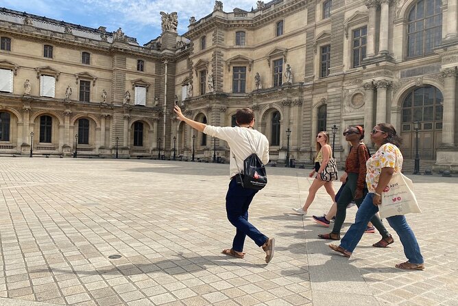 Exclusive Semi-Private Louvre Tour with Mona Lisa, Max 6 People - Inside the Louvre: A Fast Route Through Major Works