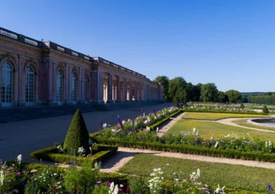 Excursion from Paris to Versailles Palace by Tootbus - Who should choose this excursion?