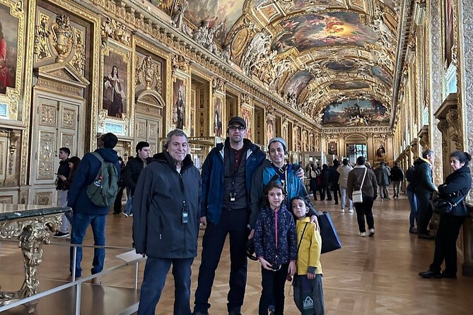 Family Friendly Louvre Museum Private Guided Tour - A pace that works for children and teens