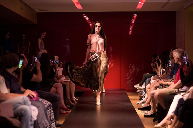 Fashion Show at Galeries Lafayette Paris - A short fashion show inside a famous Paris store