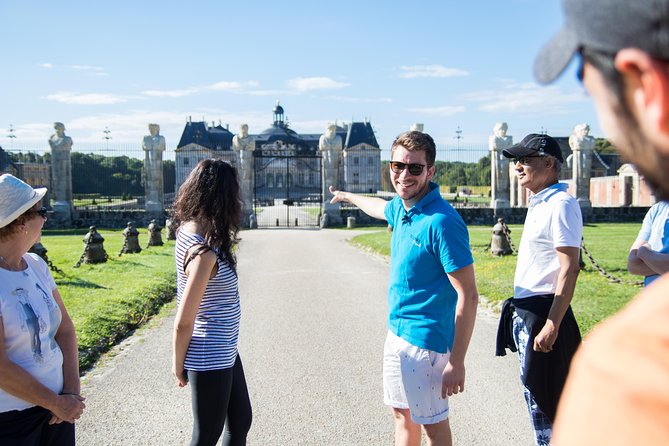 Fontainebleau and Vaux-Le-Vicomte Castle Small-Group Day Trip From Paris - Fontainebleau: vast, impressive, and easy to rush
