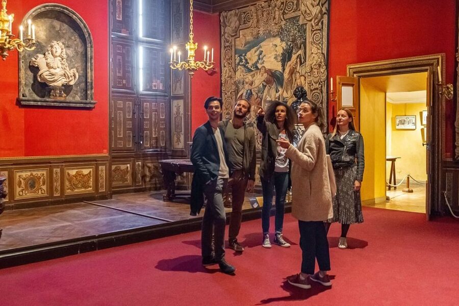 Fontainebleau & Vaux-le-Vicomte Châteaux Day Tour from Paris - Lunch without losing garden time