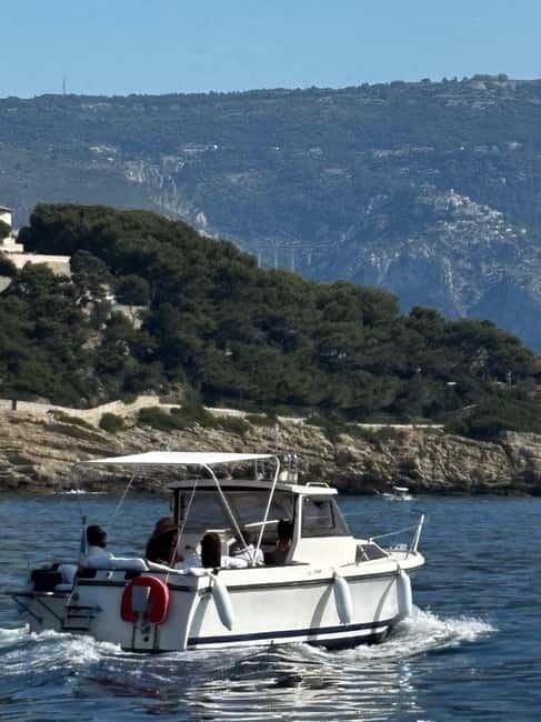 French Riviera Private Boat Trip - Rosé, fruit, pastries, and local snacks