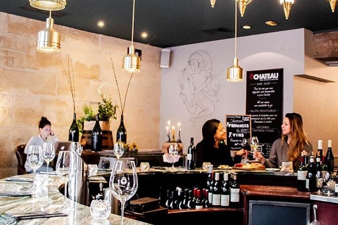 French Wine and Champagne Tasting in Paris - The social side of a small evening tasting