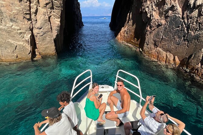 Friendly discovery of Scandola Calanques de Piana and meal stop at Girolata - Starting in Cargèse and Settling Aboard