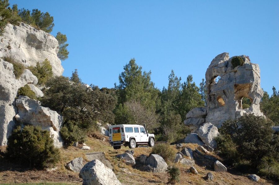 From Arles: Alpilles Regional Park Provence 4x4 Safari - Les Baux de Provence in just 30 minutes