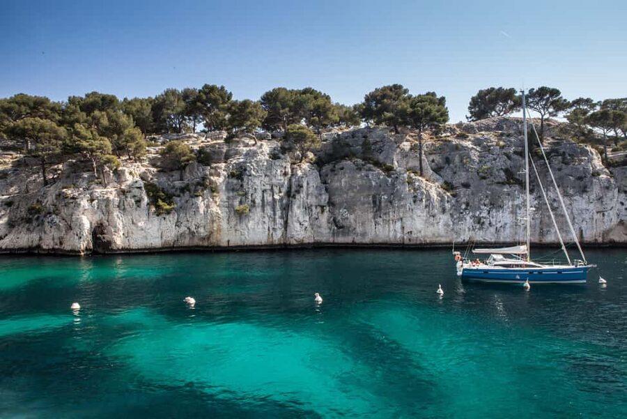 From Bandol: Visit the 13 calanques of Cassis & Marseille - Key details before you book