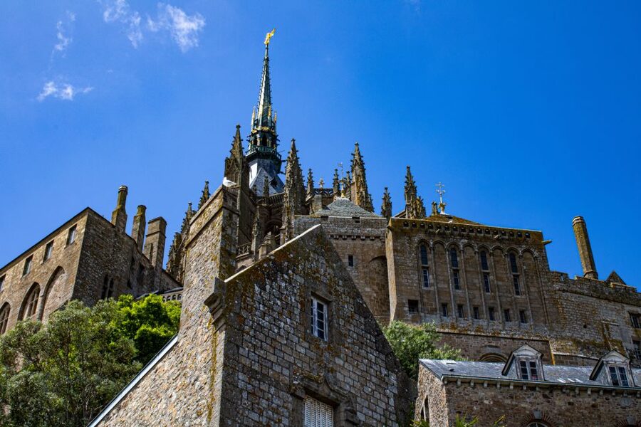 From Bayeux: Full-Day Mont Saint-Michel Tour - Who should book this day trip?