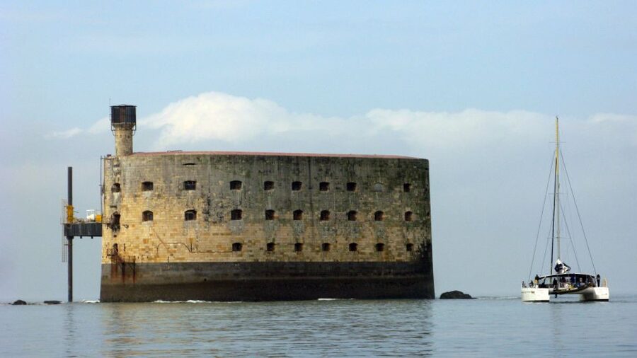 From La Rochelle: Sailing Cruise to Fort Boyard - Who will enjoy this Fort Boyard cruise