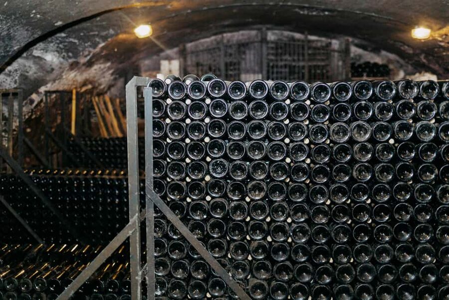 From Lyon: Beaujolais Wine Route Half-Day Tour - Meeting the family behind the second winery