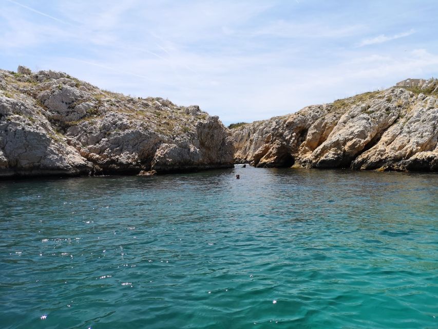 From Marseille: Frioul Islands Boat Tour - Swimming in clear coves