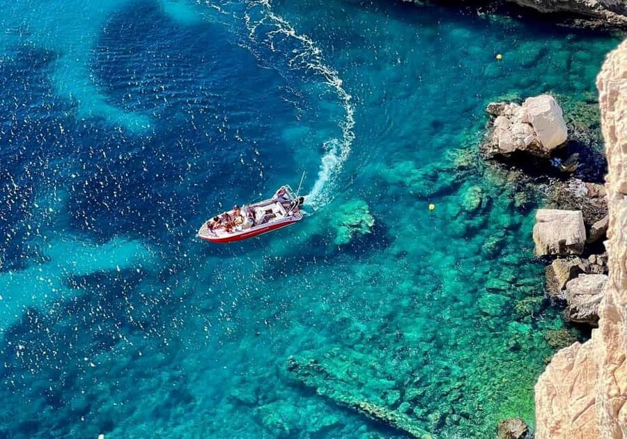 From Marseille: Iconic Calanques Boat Tour with Swimming - Swimming, snorkeling, and the practical side of a speedboat