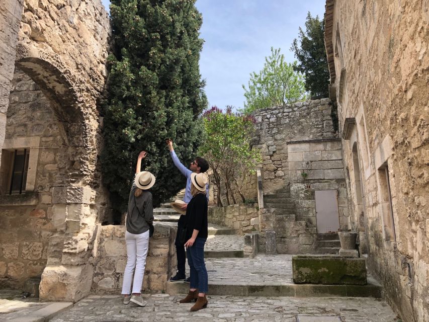 From Marseille: Provence Sightseeing Tour and Wine Tasting - Starting at Marseille’s Vieux Port