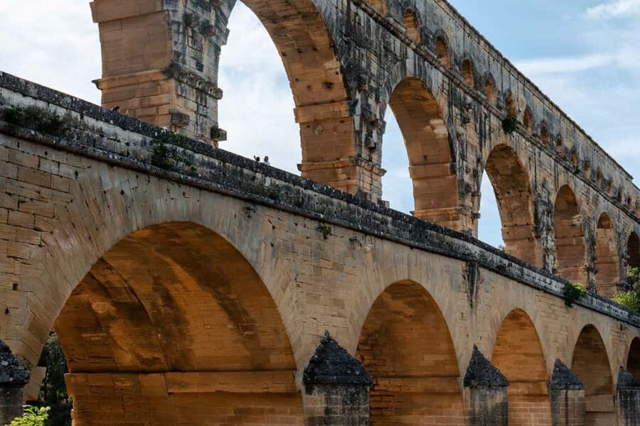 From Marseille: Provence Sightseeing Tour and Wine Tasting - The return to Marseille