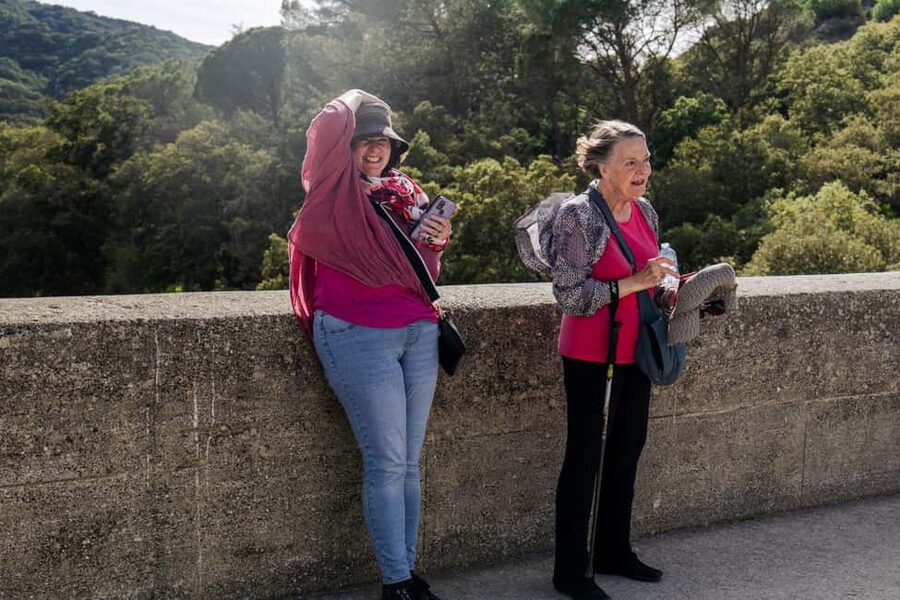 From Marseille: Provence Sightseeing Tour and Wine Tasting - Walking, comfort, and who should book
