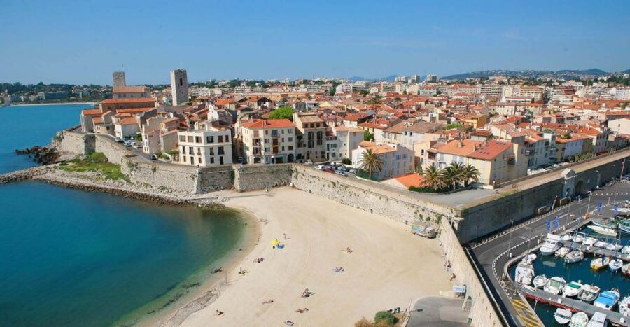 From Nice: Cannes and Antibes Half-day Tour - Cannes and the red-carpet waterfront
