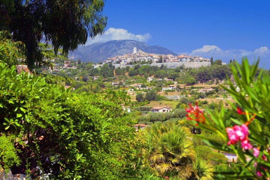 From Nice: Cannes, Antibes & St Paul de Vence Half-Day Tour - Timing, traffic, and small ways to improve the day