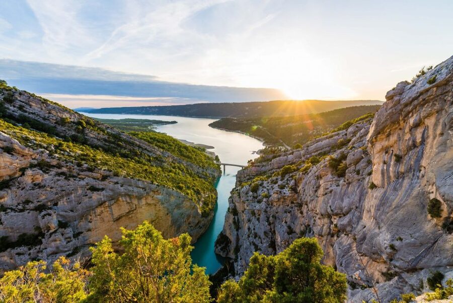 From Nice: Gorges du Verdon Guided Tour - Moustiers-Sainte-Marie, ceramics, and lunch