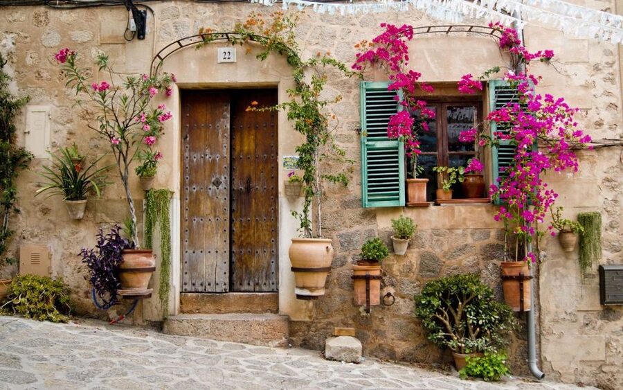 From Nice: Provence and its Medieval Villages Full-Day Tour - Gourdon, a fortified village above the hills