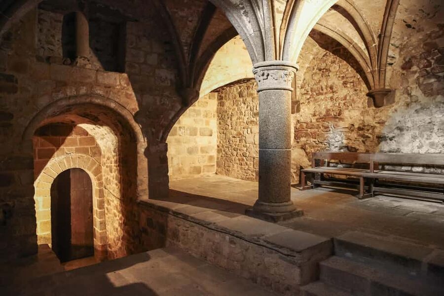 From Paris: Mont Saint-Michel Tour with Hotel Pickup Service - The return to Paris and the real cost of the day
