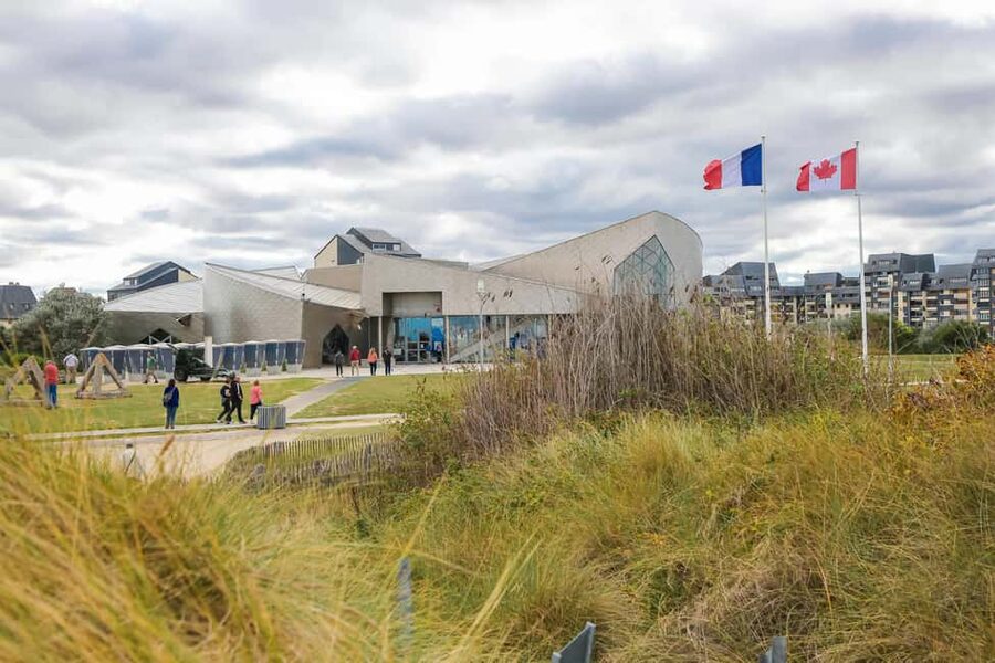 From Paris: Normandy D-Day Beaches Day Trip - The guide can make or break a packed historical day